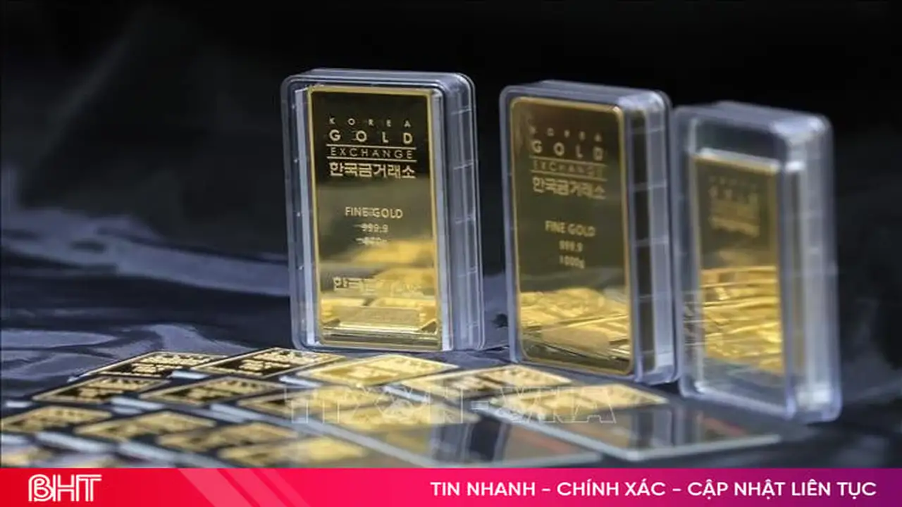 أسعار الذهب العالمية تتراجع إلى مستويات ما دون 5000 دولار للأونصة